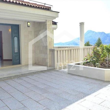 Luxury Residence Omiš Eksteriør billede