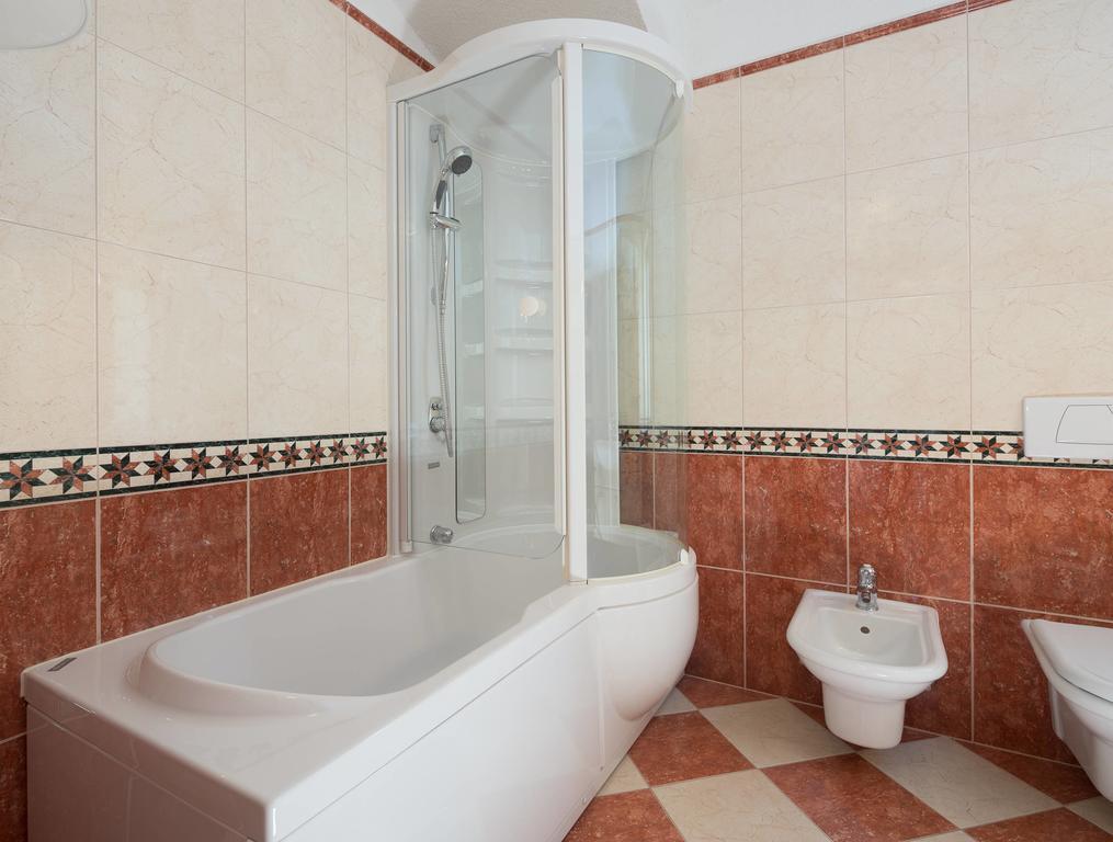 Luxury Residence Omiš Eksteriør billede