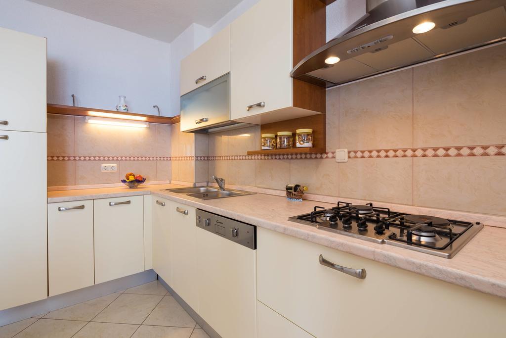 Luxury Residence Omiš Eksteriør billede