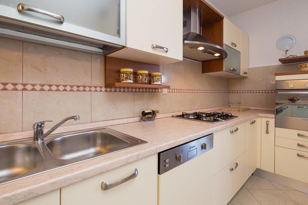 Luxury Residence Omiš Eksteriør billede